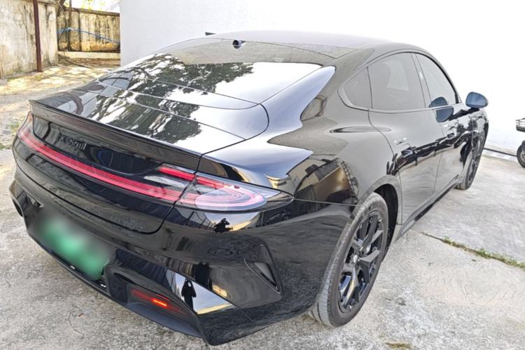 Used Xiaomi Auto SU7 2024 Rear-Drive Long-Range Intelligent Driving Version Rear Right 45 Deg