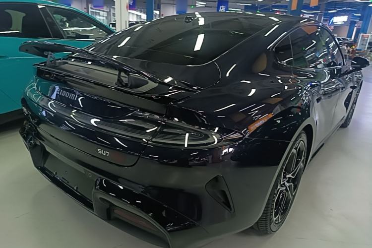 Used Xiaomi Auto SU7 2024 Four-Wheel Drive Ultra-Long Range Advanced Intelligent Driving Max Edition Rear Right 45 Deg