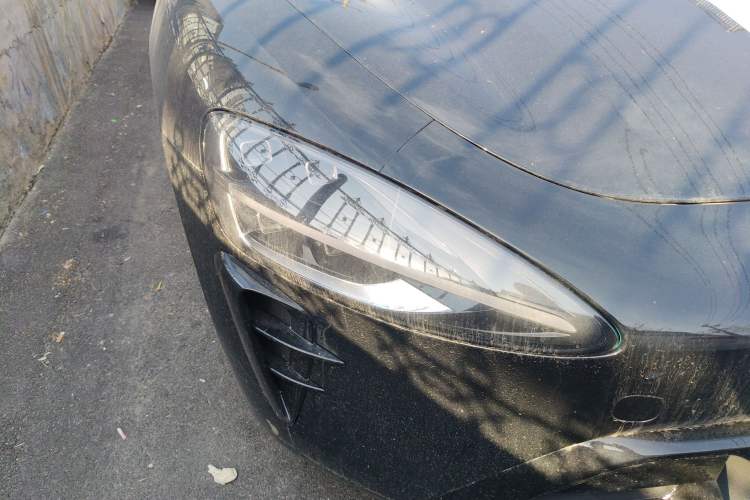 Used Xiaomi Auto SU7 2024 Four-Wheel-Drive Max Founder's Edition Right Front Headlight