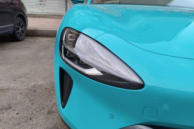 Used Xiaomi Auto SU7 2024 Rear-Drive Long-Range Intelligent Driving Version Right Front Headlight