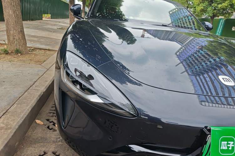 Used Xiaomi Auto SU7 2024 Four-Wheel Drive Ultra-Long Range Advanced Intelligent Driving Max Edition Right Front Headlight
