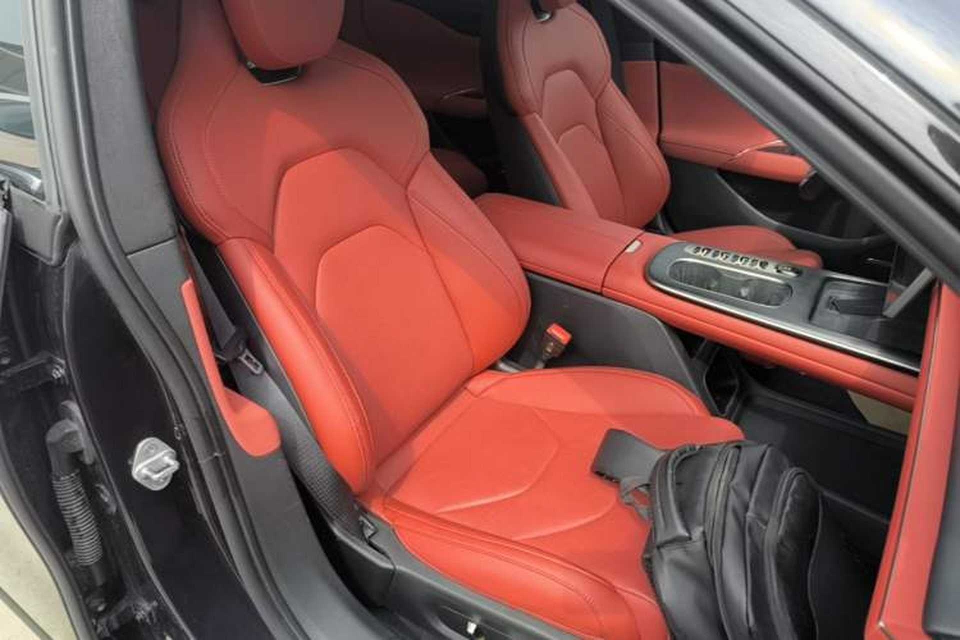 Used Xiaomi Auto SU7 2024 Four-Wheel Drive Ultra-Long Range Advanced Intelligent Driving Max Edition Right Front Seat