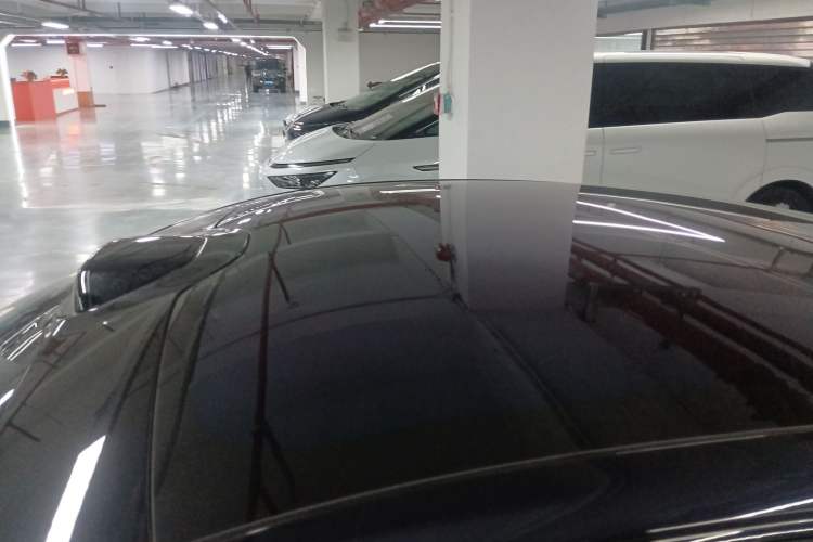 Used Xiaomi Auto SU7 2024 Four-Wheel Drive Ultra-Long Range Advanced Intelligent Driving Max Edition Roof