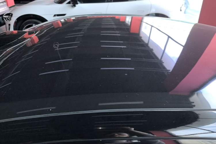 Used Xiaomi Auto SU7 2024 Four-Wheel Drive Ultra-Long Range Advanced Intelligent Driving Max Edition Roof