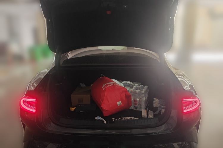 Used Xiaomi Auto SU7 2024 Rear-Drive Standard Founder Edition Trunk