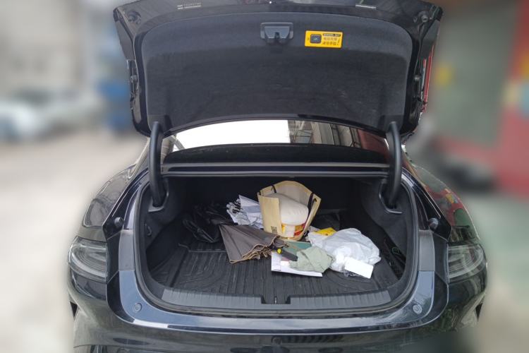 Used Xiaomi Auto SU7 2024 Four-Wheel-Drive Max Founder's Edition Trunk