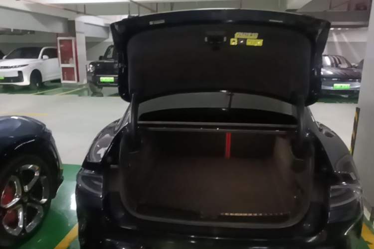 Used Xiaomi Auto SU7 2024 Rear-Drive Ultra-Long Range Advanced Pro-Level Intelligent Driving Version Trunk