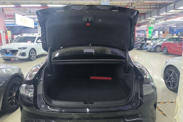 Used Xiaomi Auto SU7 2024 Four-Wheel Drive Ultra-Long Range Advanced Intelligent Driving Max Edition Trunk