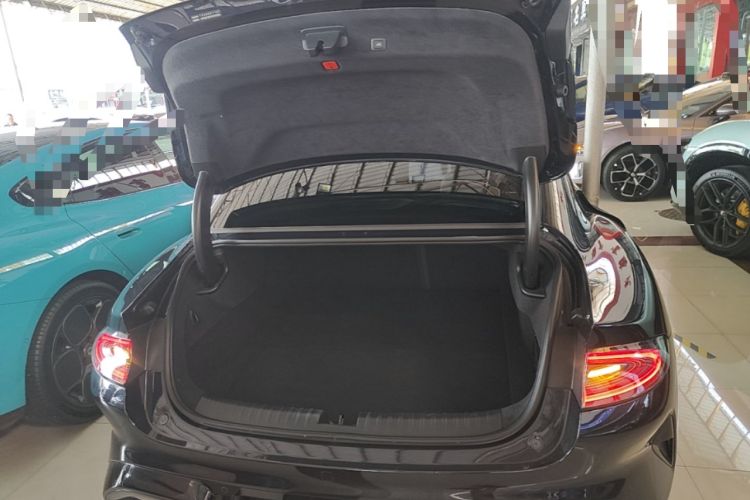 Used Xiaomi Auto SU7 2024 Four-Wheel Drive Ultra-Long Range Advanced Intelligent Driving Max Edition Trunk