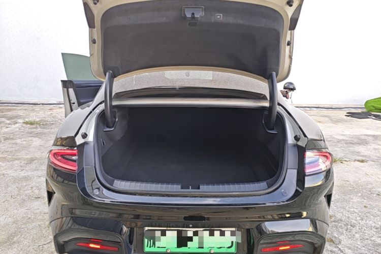Used Xiaomi Auto SU7 2024 Rear-Drive Long-Range Intelligent Driving Version Trunk