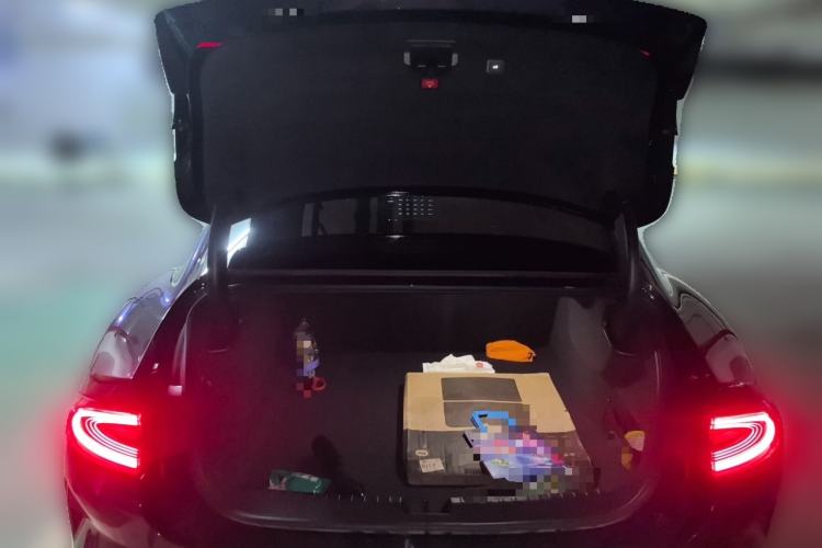 Used Xiaomi Auto SU7 2024 Rear-Drive Ultra-Long Range Advanced Pro-Level Intelligent Driving Version Trunk