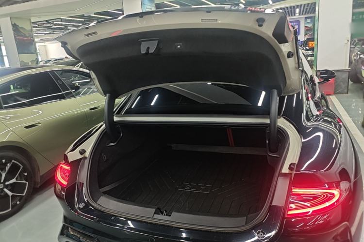 Used Xiaomi Auto SU7 2024 Four-Wheel-Drive Max Founder's Edition Trunk