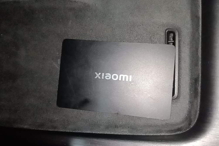 Used Xiaomi Auto SU7 2024 Rear-Drive Long-Range Intelligent Driving Version Vehicle Key