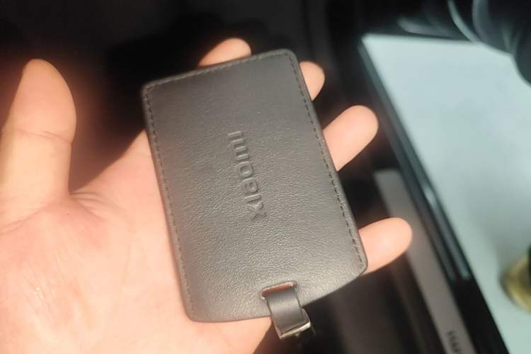 Used Xiaomi Auto SU7 2024 Rear-Drive Standard Founder Edition Vehicle Key