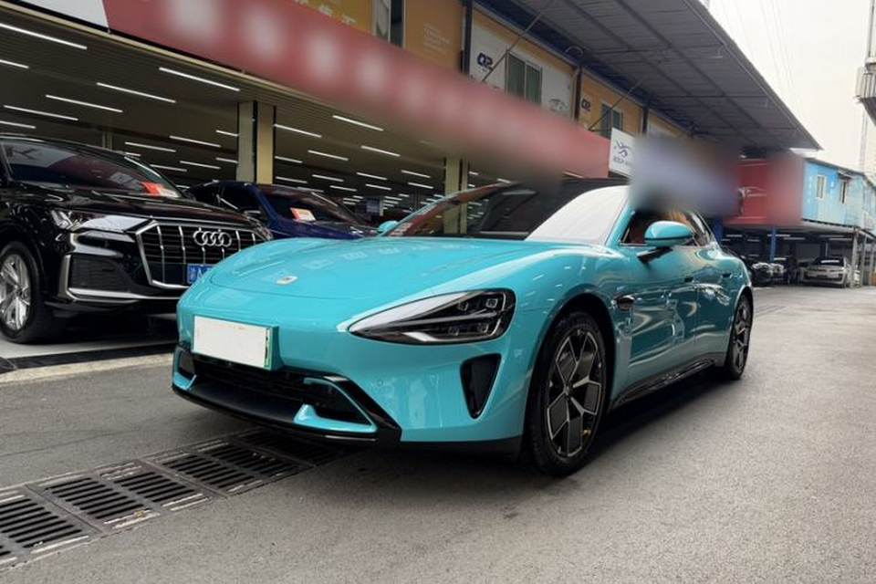 Xiaomi Auto SU7 2024
