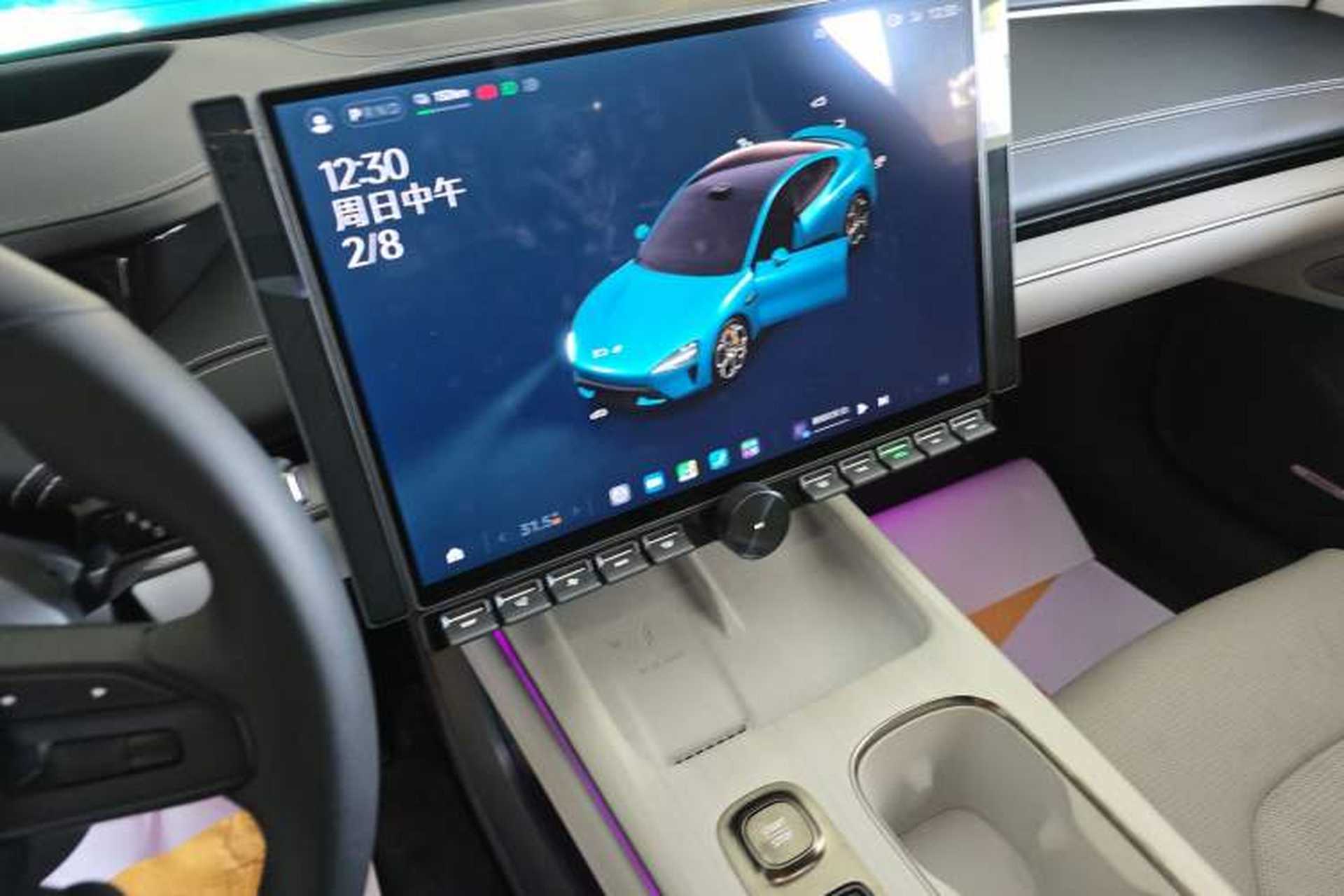 Used Xiaomi Auto SU7 2024 Four-Wheel Drive Ultra-Long Range Advanced Intelligent Driving Max Edition Audio And AC Panel