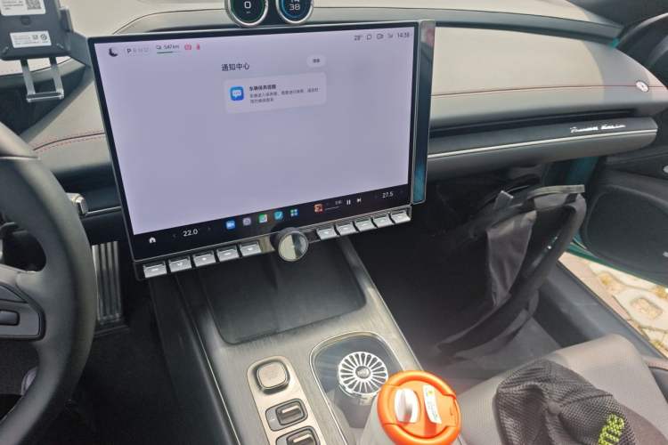Used Xiaomi Auto SU7 2024 Four-Wheel-Drive Max Founder's Edition Audio And AC Panel