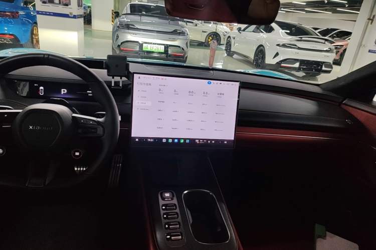 Used Xiaomi Auto SU7 2024 Four-Wheel Drive Ultra-Long Range Advanced Intelligent Driving Max Edition Audio And AC Panel