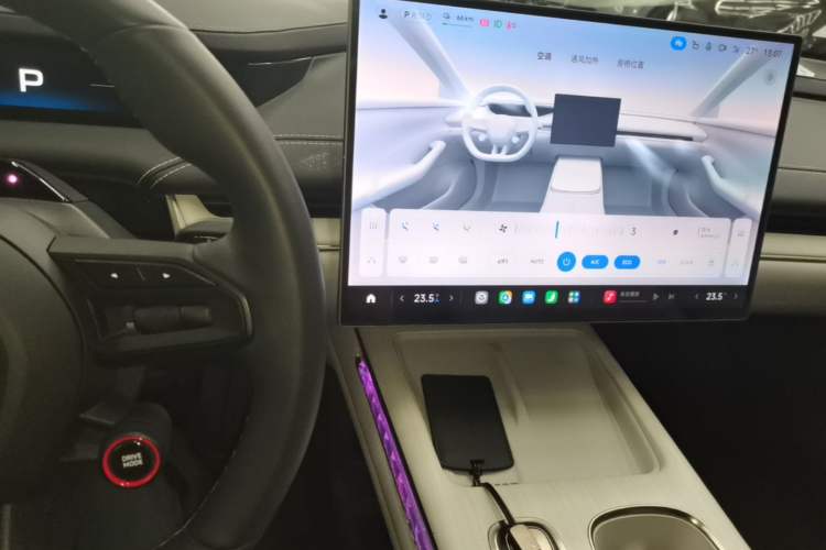 Used Xiaomi Auto SU7 2024 Rear-Drive Long-Range Intelligent Driving Version Audio And AC Panel