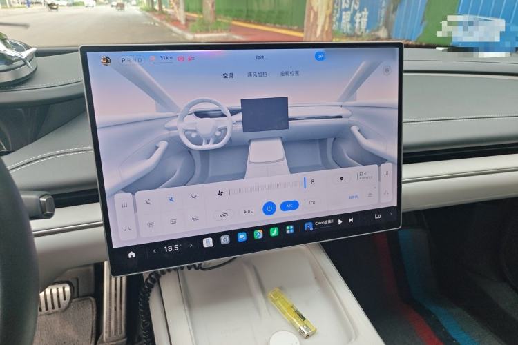 Used Xiaomi Auto SU7 2024 Four-Wheel Drive Ultra-Long Range Advanced Intelligent Driving Max Edition Audio And AC Panel