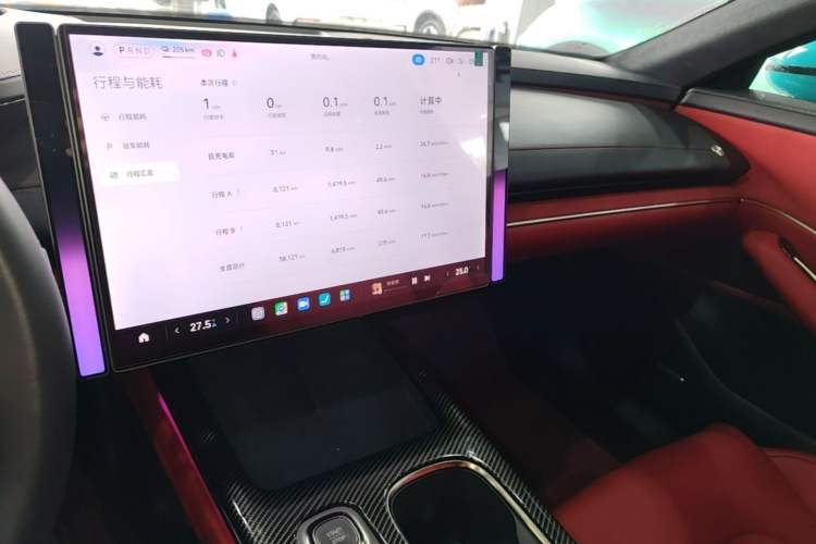 Used Xiaomi Auto SU7 2024 Four-Wheel Drive Ultra-Long Range Advanced Intelligent Driving Max Edition Audio And AC Panel