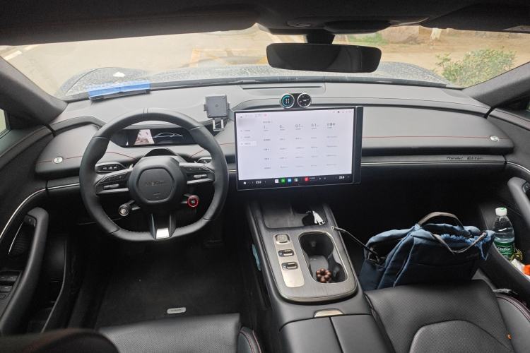 Used Xiaomi Auto SU7 2024 Rear-Drive Standard Founder Edition Center Console