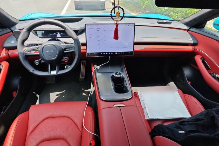Used Xiaomi Auto SU7 2024 Four-Wheel Drive Ultra-Long Range Advanced Intelligent Driving Max Edition Center Console