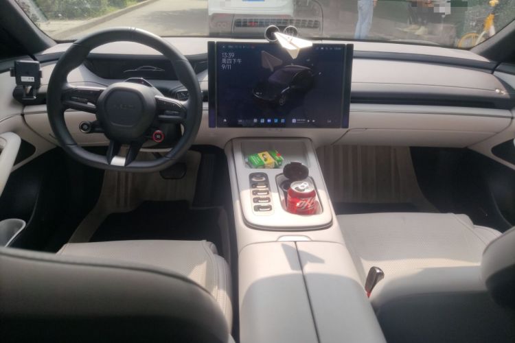 Used Xiaomi Auto SU7 2024 Rear-Drive Ultra-Long Range Advanced Pro-Level Intelligent Driving Version Center Console