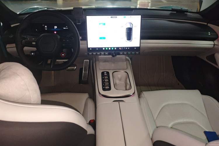 Used Xiaomi Auto SU7 2024 Four-Wheel-Drive Max Founder's Edition Center Console