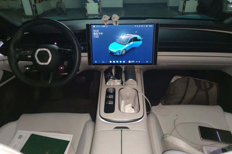 Used Xiaomi Auto SU7 2024 Rear-Drive Long-Range Intelligent Driving Version Center Console