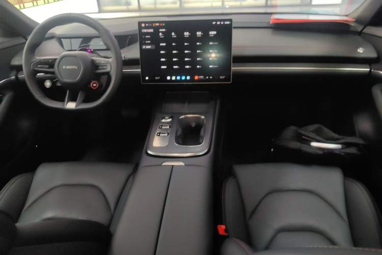 Used Xiaomi Auto SU7 2024 Rear-Drive Ultra-Long Range Advanced Pro-Level Intelligent Driving Version Center Console