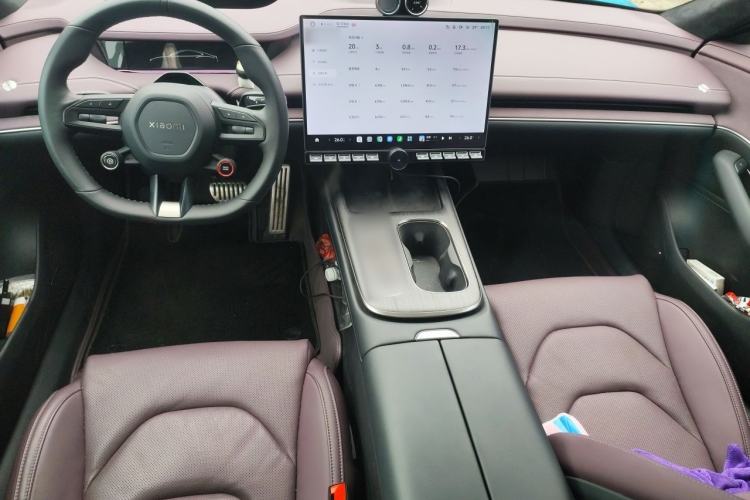 Used Xiaomi Auto SU7 2024 Four-Wheel Drive Ultra-Long Range Advanced Intelligent Driving Max Edition Center Console