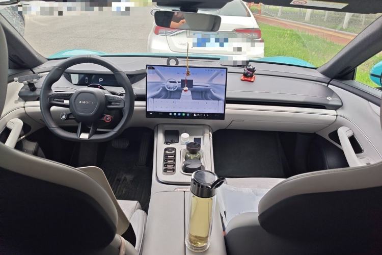 Used Xiaomi Auto SU7 2024 Rear-Drive Ultra-Long Range Advanced Pro-Level Intelligent Driving Version Center Console
