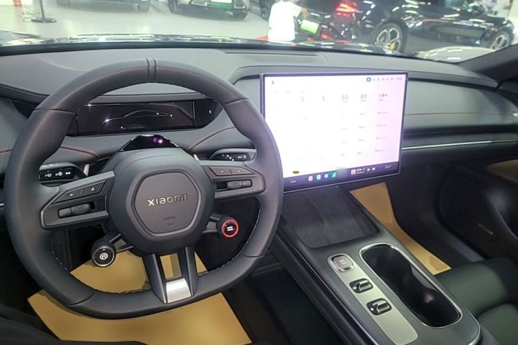Used Xiaomi Auto SU7 2024 Rear-Drive Long-Range Intelligent Driving Version Center Console