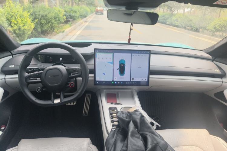 Used Xiaomi Auto SU7 2024 Four-Wheel Drive Ultra-Long Range Advanced Intelligent Driving Max Edition Center Console