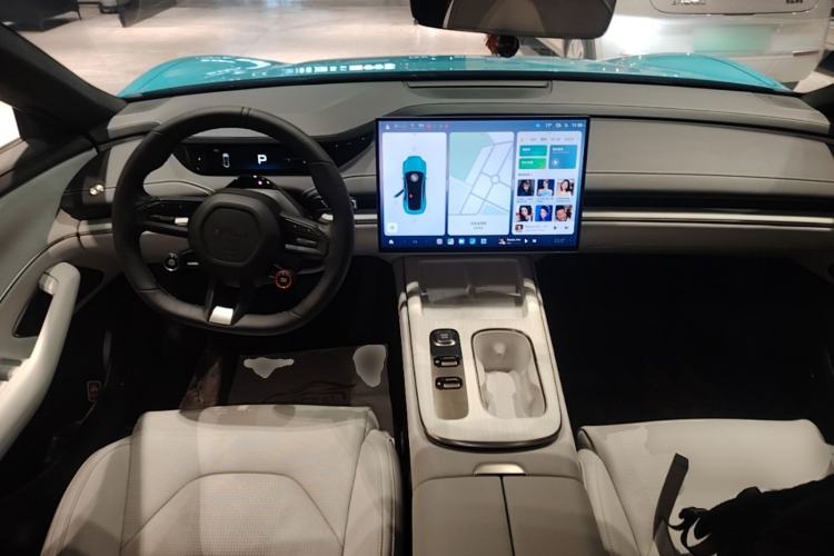 Used Xiaomi Auto SU7 2024 Rear-Drive Long-Range Intelligent Driving Version Center Console