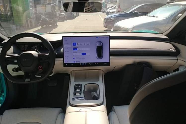 Used Xiaomi Auto SU7 2024 Rear-Drive Long-Range Intelligent Driving Version Center Console