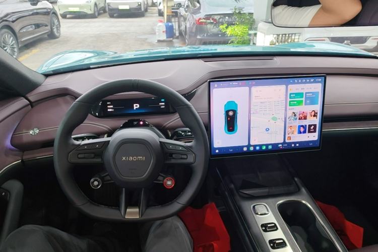 Used Xiaomi Auto SU7 2024 Rear-Drive Ultra-Long Range Advanced Pro-Level Intelligent Driving Version Center Console