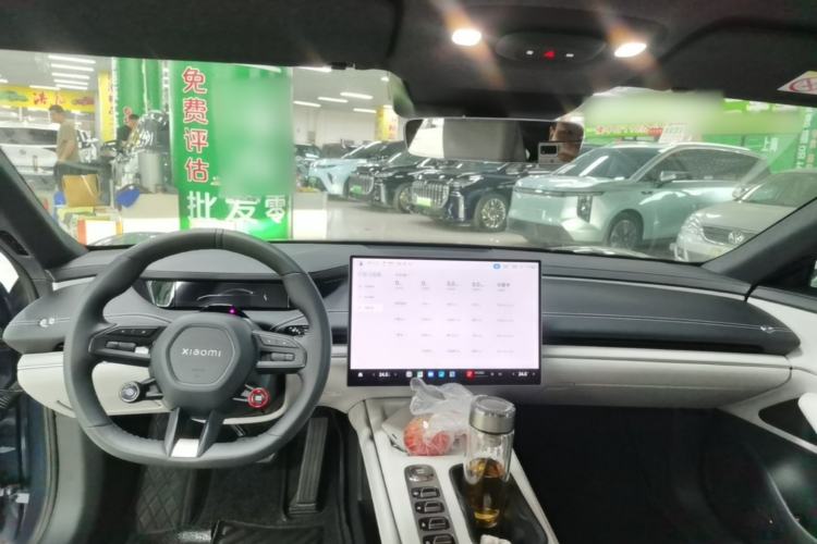 Used Xiaomi Auto SU7 2024 Rear-Drive Ultra-Long Range Advanced Pro-Level Intelligent Driving Version Center Console