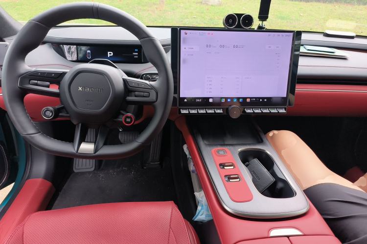 Used Xiaomi Auto SU7 2024 Rear-Drive Long-Range Intelligent Driving Version Center Console