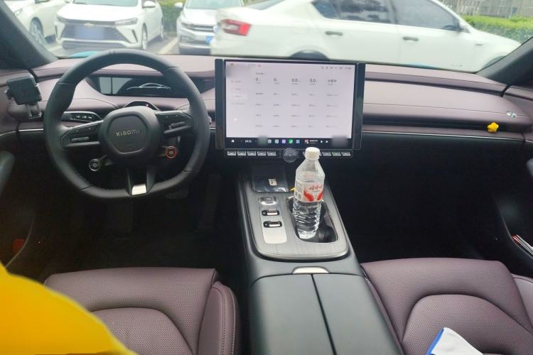 Used Xiaomi Auto SU7 2024 Rear-Drive Long-Range Intelligent Driving Version Center Console