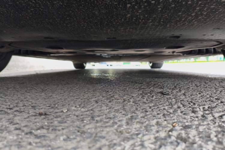 Used Xiaomi Auto SU7 2024 Rear-Drive Standard Founder Edition Chassis Front