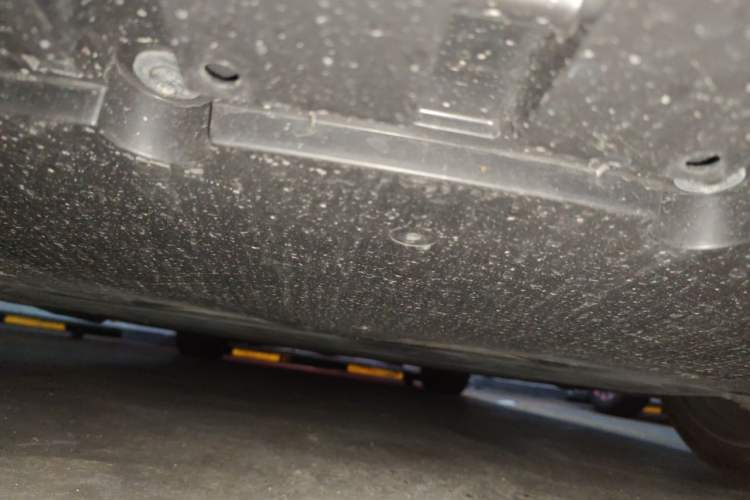 Used Xiaomi Auto SU7 2024 Four-Wheel Drive Ultra-Long Range Advanced Intelligent Driving Max Edition Chassis Front