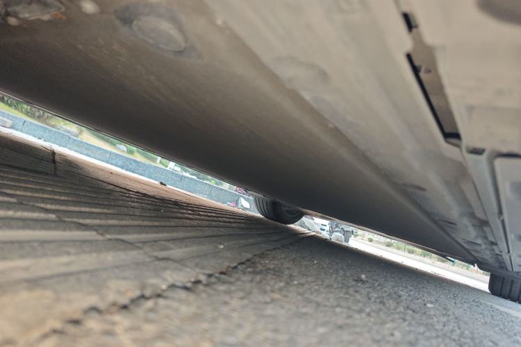 Used Xiaomi Auto SU7 2024 Rear-Drive Ultra-Long Range Advanced Pro-Level Intelligent Driving Version Chassis Front Left