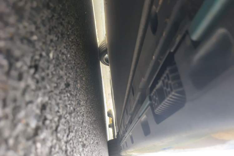 Used Xiaomi Auto SU7 2024 Four-Wheel Drive Ultra-Long Range Advanced Intelligent Driving Max Edition Chassis Front Left