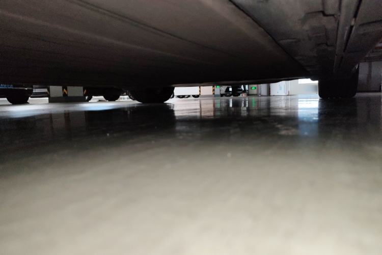 Used Xiaomi Auto SU7 2024 Rear-Drive Long-Range Intelligent Driving Version Chassis Front Left