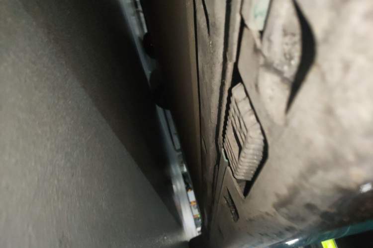 Used Xiaomi Auto SU7 2024 Four-Wheel-Drive Max Founder's Edition Chassis Front Left