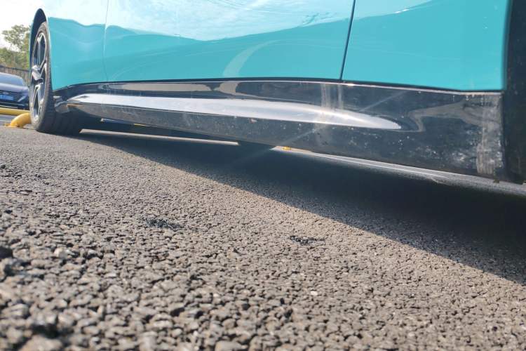 Used Xiaomi Auto SU7 2024 Rear-Drive Ultra-Long Range Advanced Pro-Level Intelligent Driving Version Chassis Front Right