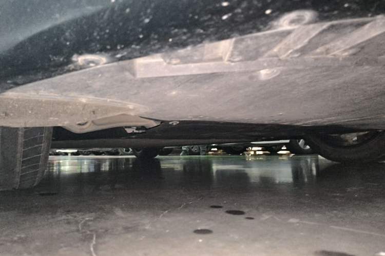 Used Xiaomi Auto SU7 2024 Rear-Drive Long-Range Intelligent Driving Version Chassis Front Right