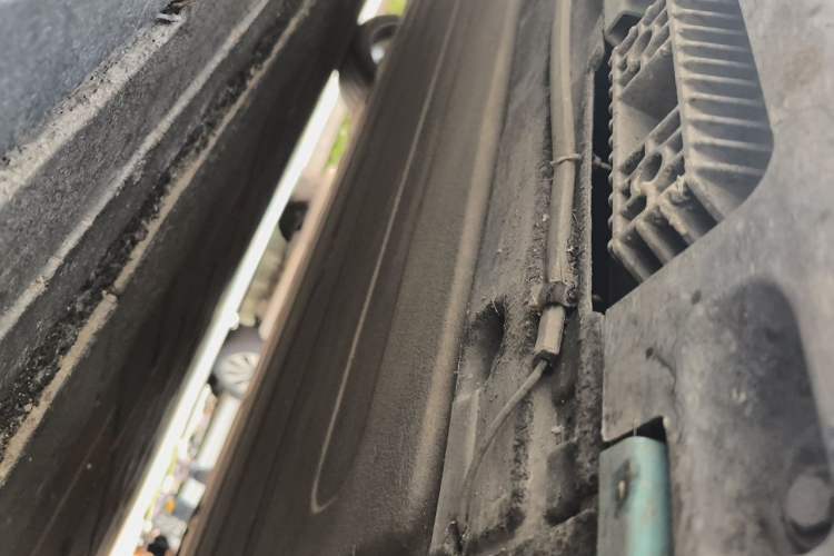 Used Xiaomi Auto SU7 2024 Rear-Drive Long-Range Intelligent Driving Version Chassis Front Right